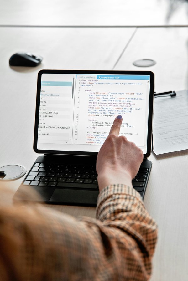 Optimisez vos interfaces avec l'expertise de Mayasquad UI UX